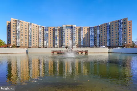 3330 N Leisure World Blvd #5-404, Silver Spring, MD 20906