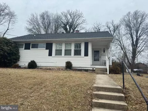 1218 Highwood Rd, Rockville, MD 20851