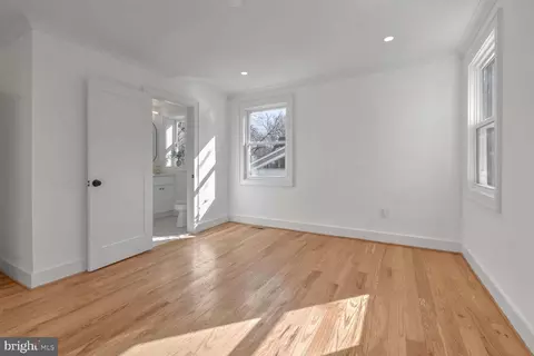 9206 Wendell St, Silver Spring, MD 20901 photo 9