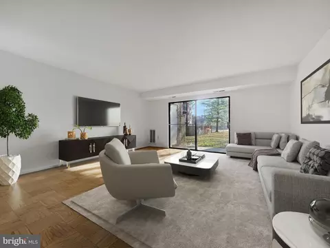 882 Quince Orchard Blvd #T2, Gaithersburg, MD 20878
