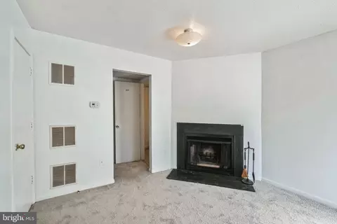 504 Pickwick Village Way, Silver Spring, MD 20901 photo 6