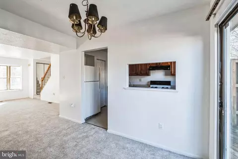 504 Pickwick Village Way, Silver Spring, MD 20901 photo 11