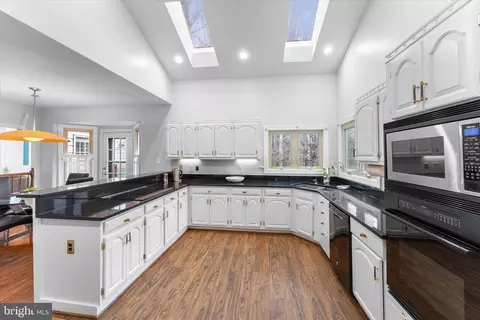 Kitchen - 14820 Silverstone Dr, Silver Spring, MD 20905 photo 4 of 5