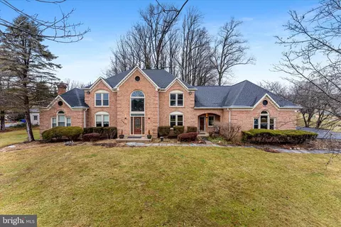 14820 Silverstone Dr, Silver Spring, MD 20905