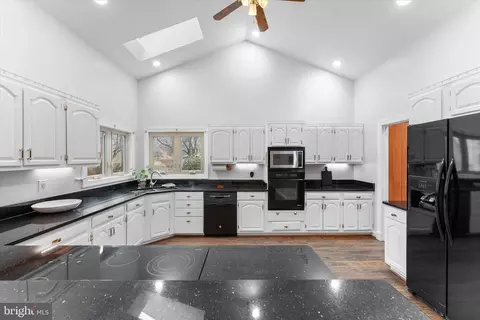 Kitchen - 14820 Silverstone Dr, Silver Spring, MD 20905 photo 2 of 5