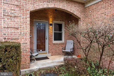 Exterior - 14820 Silverstone Dr, Silver Spring, MD 20905 photo 5 of 9