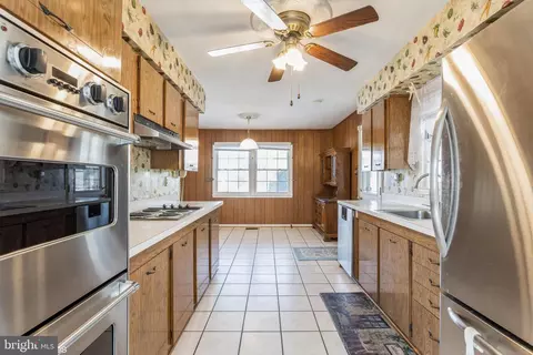 Kitchen - 13019 Morningside Ln, Silver Spring, MD 20904 photo 3 of 3