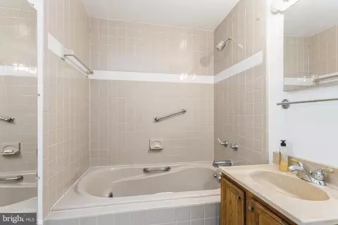 Bath - 13019 Morningside Ln, Silver Spring, MD 20904 photo 3 of 3
