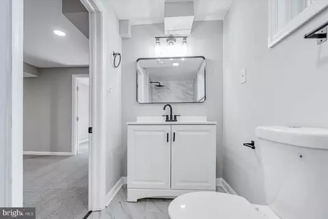 Bath - 9902 Renfrew Rd, Silver Spring, MD 20901 photo 6 of 6