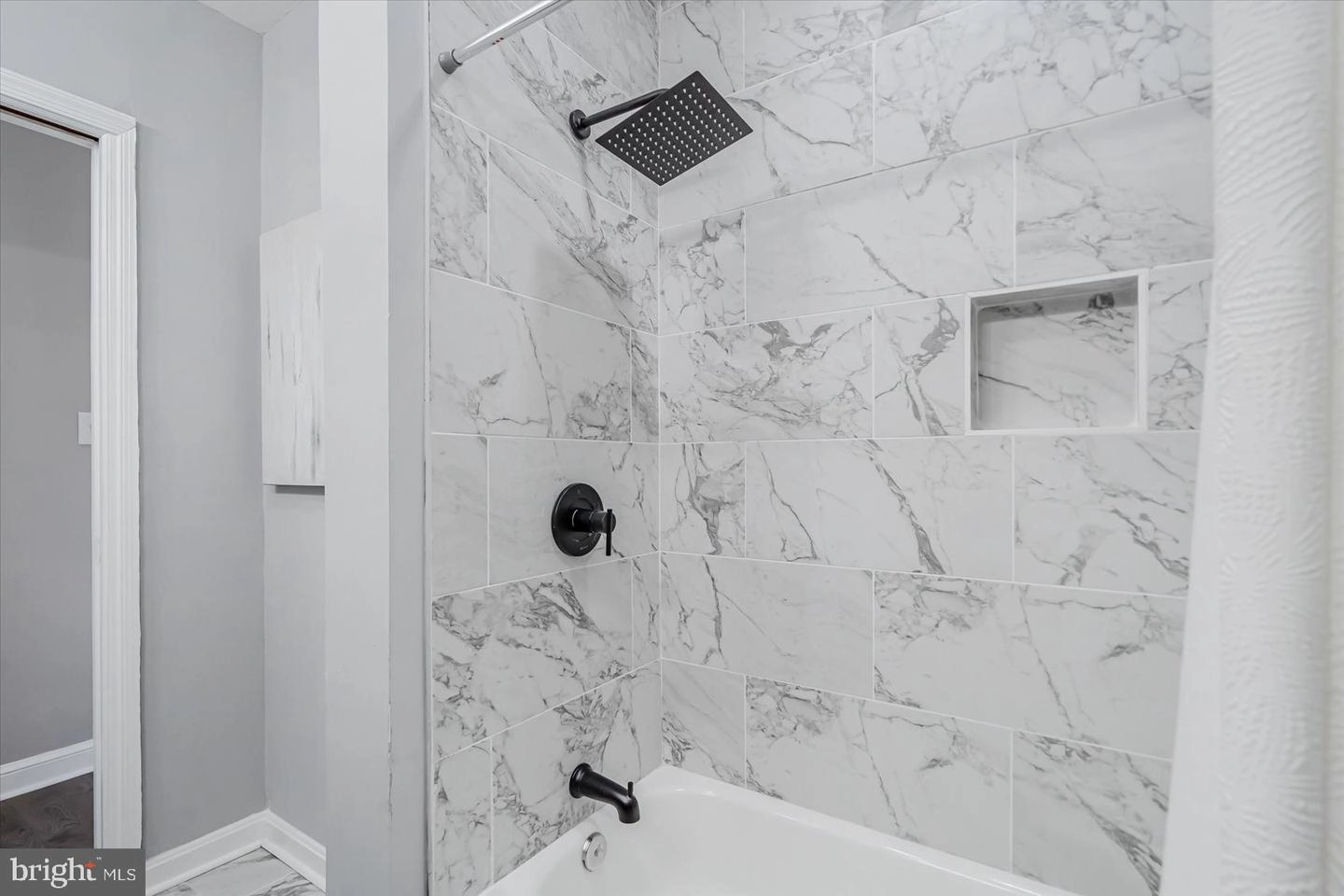 Bath - 9902 Renfrew Rd, Silver Spring, MD 20901 photo 2 of 6