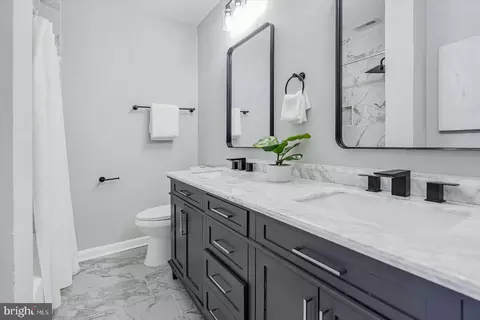 Bath - 9902 Renfrew Rd, Silver Spring, MD 20901 photo 1 of 6