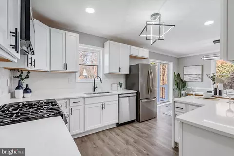 Kitchen - 9902 Renfrew Rd, Silver Spring, MD 20901 photo 5 of 5
