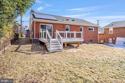 Exterior - 9902 Renfrew Rd, Silver Spring, MD 20901 photo 4 of 8
