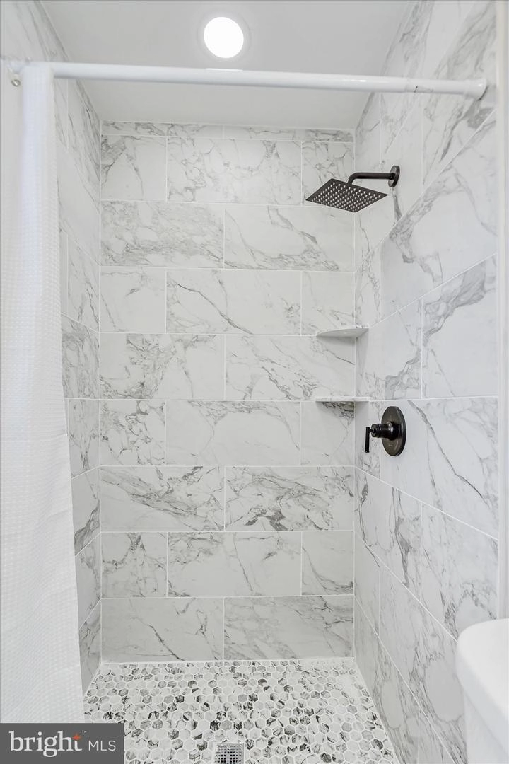 Bath - 9902 Renfrew Rd, Silver Spring, MD 20901 photo 5 of 6