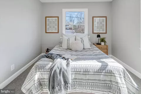 Bedroom - 9902 Renfrew Rd, Silver Spring, MD 20901 photo 2 of 9