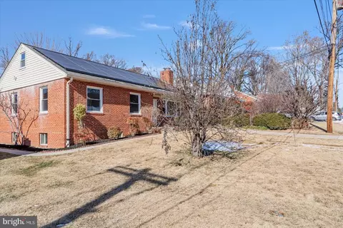 Exterior - 9902 Renfrew Rd, Silver Spring, MD 20901 photo 7 of 8