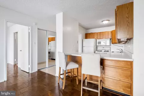 5225 Pooks Hill Rd #502S, Bethesda, MD 20814