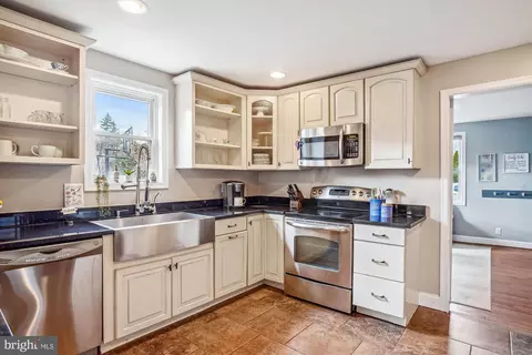 26615 High St, Damascus, MD 20872 photo 5