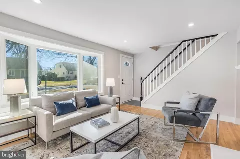Living - 903 Laredo Rd, Silver Spring, MD 20901 photo 1 of 2