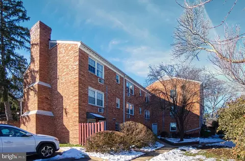 113 Talbott St #113, Rockville, MD 20852