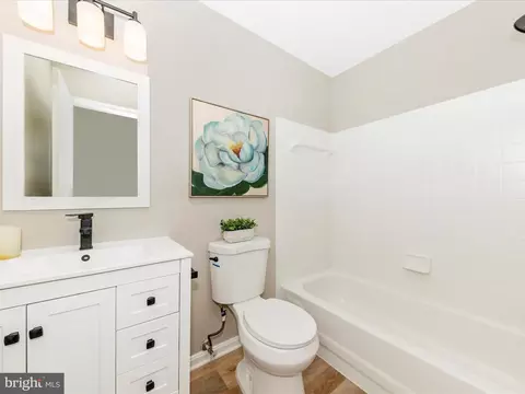 14202 Wolf Creek Pl #12-26, Silver Spring, MD 20906 photo 25