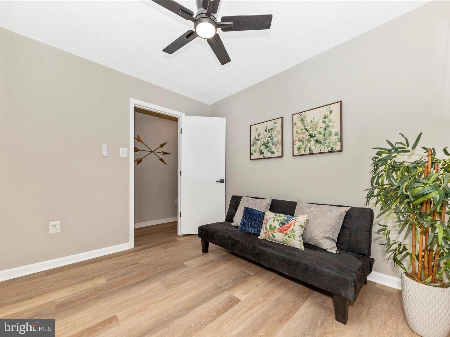 14202 Wolf Creek Pl #12-26, Silver Spring, MD 20906 photo 23