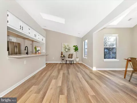 14202 Wolf Creek Pl #12-26, Silver Spring, MD 20906 photo 11