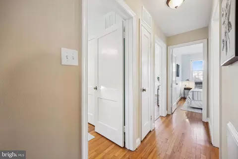 Entry Way - 10121 Markham St, Silver Spring, MD 20901 photo 4 of 8