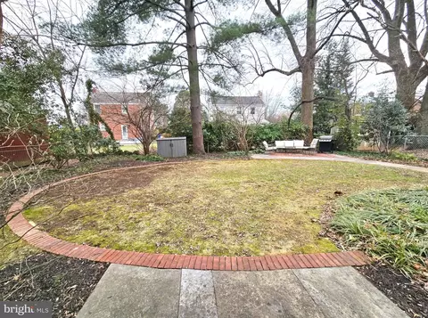 Exterior - 10121 Markham St, Silver Spring, MD 20901 photo 7 of 16