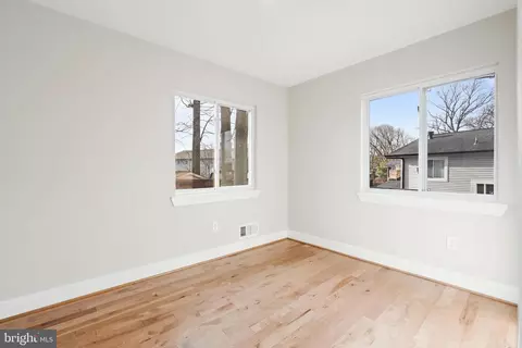Bedroom - 1503 Crestline Rd, Silver Spring, MD 20904 photo 4 of 7