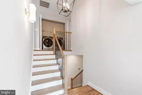 Entry Way - 1503 Crestline Rd, Silver Spring, MD 20904 photo 3 of 4