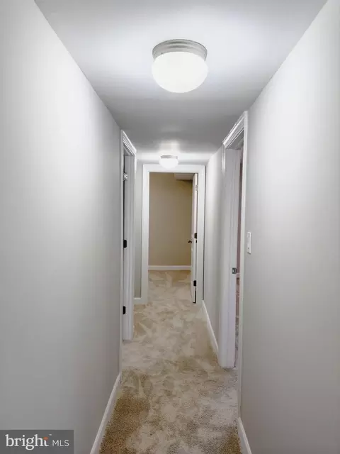 Entry Way - 10853 Amherst Ave #302, Silver Spring, MD 20902 photo 3 of 6
