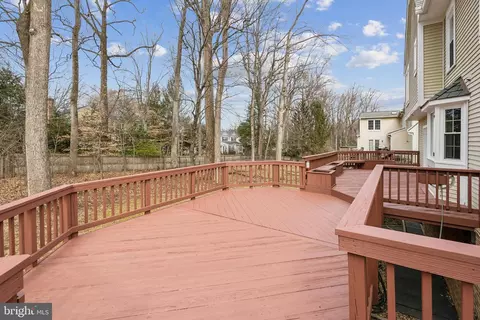 Exterior - 7708 Brickyard Rd, Potomac, MD 20854 photo 3 of 7