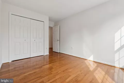 Bedroom - 7708 Brickyard Rd, Potomac, MD 20854 photo 4 of 5