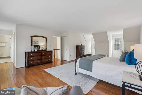Bedroom - 7708 Brickyard Rd, Potomac, MD 20854 photo 3 of 5
