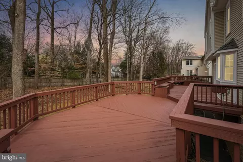 Exterior - 7708 Brickyard Rd, Potomac, MD 20854 photo 4 of 7
