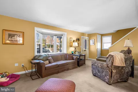 2710 Harmon Rd, Silver Spring, MD 20902 photo 6