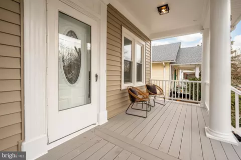 821 Gist Ave, Silver Spring, MD 20910 photo 3