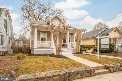 821 Gist Ave, Silver Spring, MD 20910