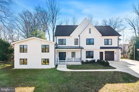 11624 Danville Dr, North Bethesda, MD 20852