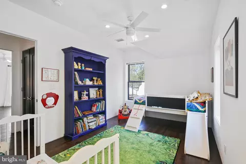2701 Hume Dr #200, Silver Spring, MD 20910 photo 30