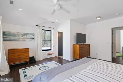 2701 Hume Dr #200, Silver Spring, MD 20910 photo 24