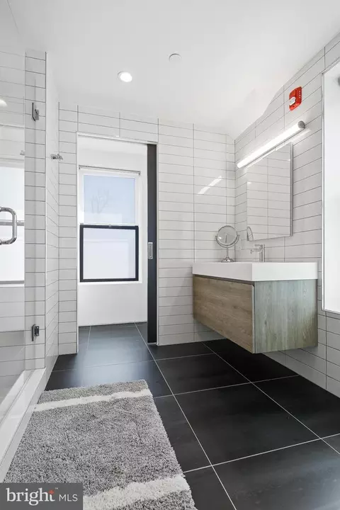 2701 Hume Dr #200, Silver Spring, MD 20910 photo 17
