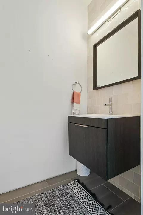 2701 Hume Dr #200, Silver Spring, MD 20910 photo 13