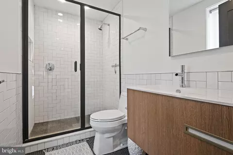 2701 Hume Dr #200, Silver Spring, MD 20910 photo 34