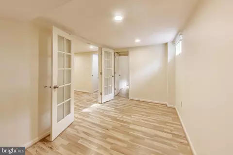 9821 E Light Dr, Silver Spring, MD 20903 photo 22