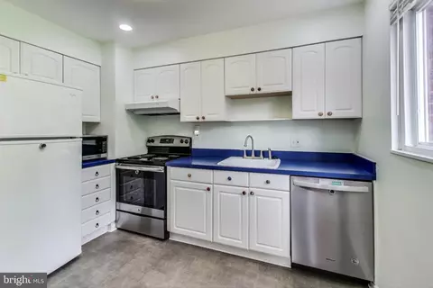 9821 E Light Dr, Silver Spring, MD 20903 photo 7