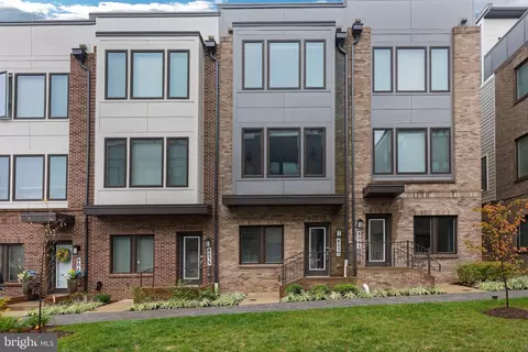 8037 Baxter St, Derwood, MD 20855