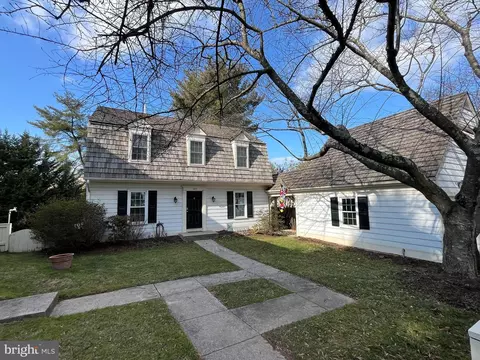 205 Fairgrove Cir, Gaithersburg, MD 20877
