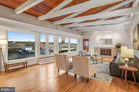 1907 Forest Dale Dr, Silver Spring, MD 20903